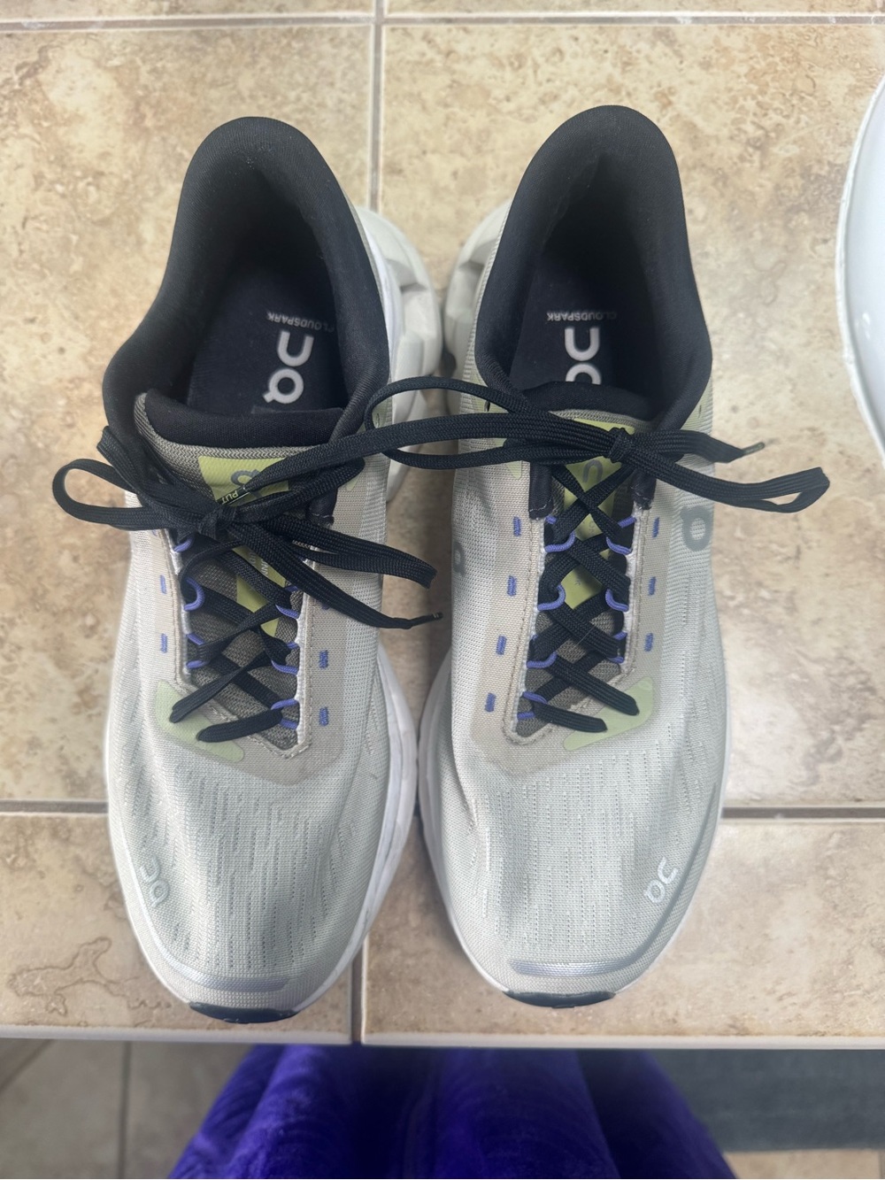 On Running Women’ Cloudswift Sneakers in Light Gray with Black and Olive Accents